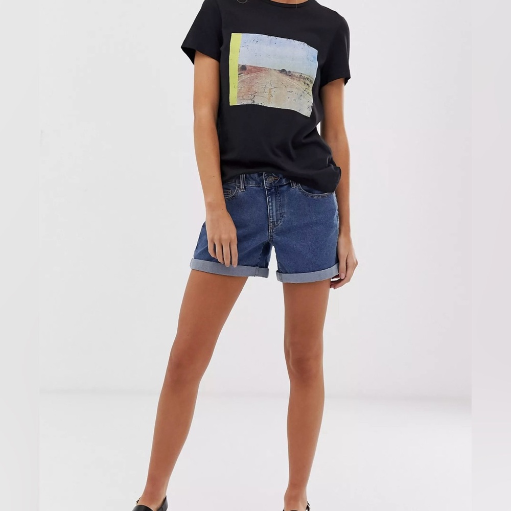 NWT Noisy May roll hem denim short in medium blue Small